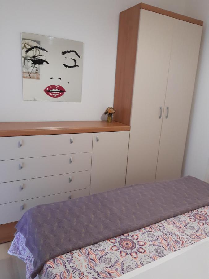 Apartments Zerjav マリ・ロシニュ エクステリア 写真